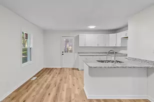 718 Miles St, Eden, NC 27288 - Photo 9