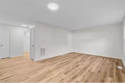 718 Miles Street, Eden, NC 27288 - Photo 5