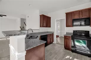 6407 Highland Oak Dr, Greensboro, NC 27410 - Photo 11