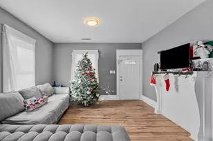 1109 Caldwell St, Greensboro, NC 27406 - Photo 7