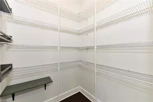 406 Fairmile Dr, Greensboro, NC 27455 - Photo 15