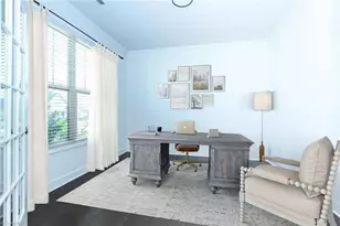 406 Fairmile Dr, Greensboro, NC 27455 - Photo 5