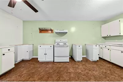 4250 Timber Lea Lane, Ramseur, NC 27316 - Photo 9