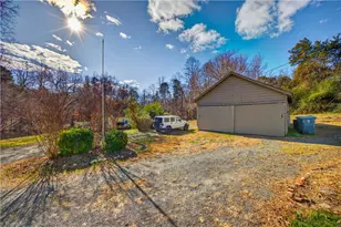 2500 Mt Hope Church Rd, Whitsett, NC 27377 - Photo 21