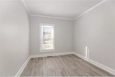 1309 Ridge Avenue, Eden, NC 27288 - Photo 9