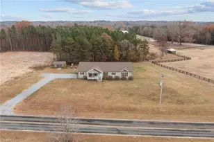 5455 Byrd Rd, Burlington, NC 27217 - Photo 5