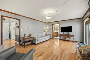 731 Barrington Park Cir, Kernersville, NC 27284 - Photo 13