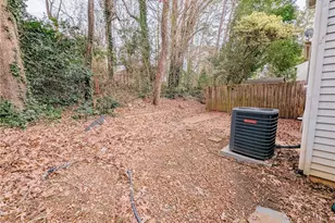 1819 Fox Sterling Dr, Raleigh, NC 27606 - Photo 29