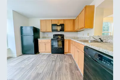 1819 Fox Sterling Drive, Raleigh, NC 27606 - Photo 5