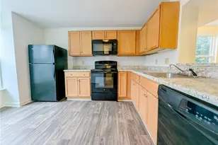 1819 Fox Sterling Dr, Raleigh, NC 27606 - Photo 5