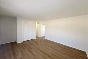 6 Clark Ct, Greensboro, NC 27406 - Photo 3