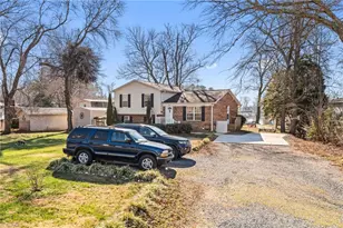 1586 Riverview Rd Ext, Lexington, NC 27292 - Photo 3