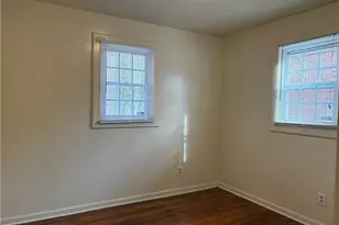 1301 Wise Ave, High Point, NC 27260 - Photo 5