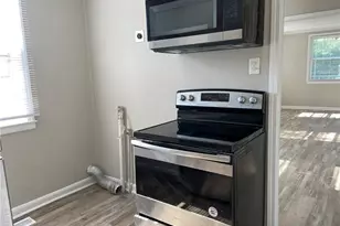 1211 Cedrow Dr, High Point, NC 27260 - Photo 5