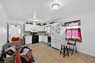 203 Gaylon St, Mount Airy, NC 27030 - Photo 3