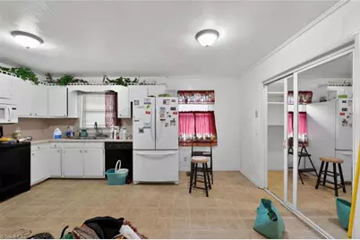 203 Gaylon Street, Mount Airy, NC 27030 - Photo 5