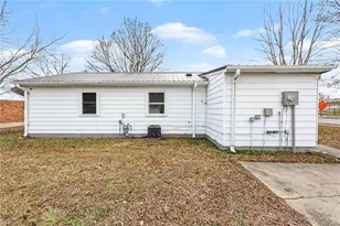 622 Marsh St, Greensboro, NC 27406 - Photo 15