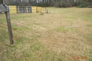 223 Old Wayside Dr, Winston-Salem, NC 27107 - Photo 3