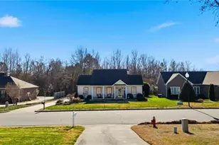 302 Alison Ln, Archdale, NC 27263 - Photo 7