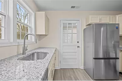 100 Carr Street, Thomasville, NC 27360 - Photo 13