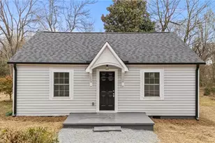 100 Carr St, Thomasville, NC 27360 - Photo 17