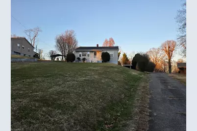 1615 Brushy Mountain Road, Wilkesboro, NC 28697 - Photo 25