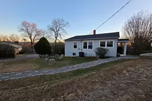 1615 Brushy Mountain Rd, Wilkesboro, NC 28697 - Photo 5