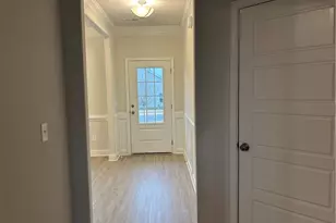 1911 Darrell Dr, Graham, NC 27253 - Photo 3