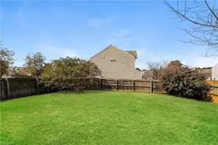 719 Blue Lake Dr, Mebane, NC 27302 - Photo 15