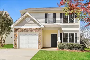 719 Blue Lake Dr, Mebane, NC 27302 - Photo 1