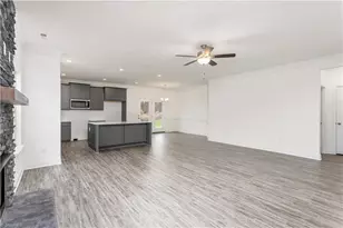 1926 Darrell Dr, Graham, NC 27253 - Photo 5