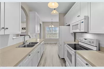 7707 Foxhaven Court, Greensboro, NC 27455 - Photo 11