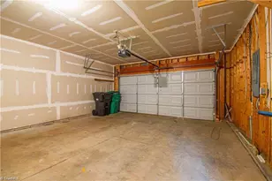 3821 Tonsley Pl, High Point, NC 27265 - Photo 15