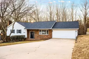 1220 Reynolds Forest Dr, Winston-Salem, NC 27107 - Photo 1