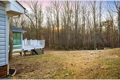 1220 Reynolds Forest Drive, Winston-Salem, NC 27107 - Photo 33