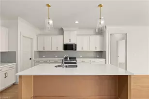 130 S Madera Dr, Mocksville, NC 27028 - Photo 9