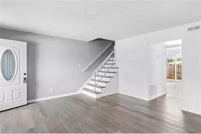 5739 Bramblegate Road #B, Greensboro, NC 27409 - Photo 7