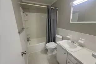 106 Wall St, Madison, NC 27027 - Photo 11