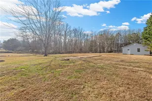 3001 Pilot View Church Rd, Yadkinville, NC 27055 - Photo 27