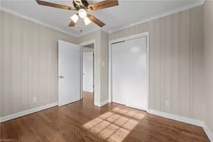 2214 Woodberry Dr, Greensboro, NC 27403 - Photo 21