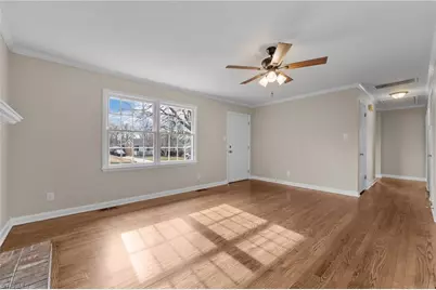 2214 Woodberry Drive, Greensboro, NC 27403 - Photo 15