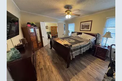 1040 Breezeway Drive, King, NC 27021 - Photo 21