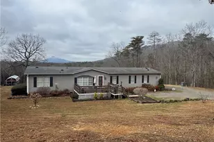 1040 Breezeway Dr, King, NC 27021 - Photo 3