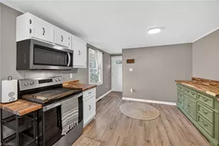 413 Vernon Rd, Reidsville, NC 27320 - Photo 11