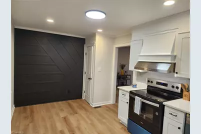 315 Small Street, Thomasville, NC 27360 - Photo 11