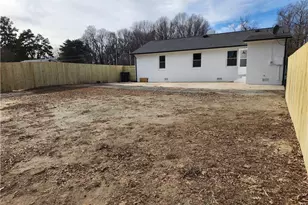 315 Small St, Thomasville, NC 27360 - Photo 41