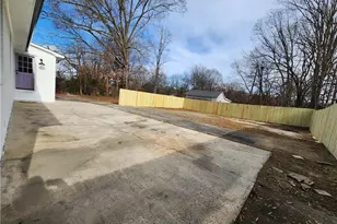 315 Small St, Thomasville, NC 27360 - Photo 23