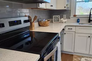 315 Small St, Thomasville, NC 27360 - Photo 9