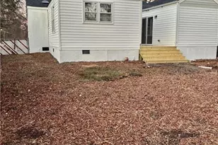 4015 Broadacres Dr, Greensboro, NC 27407 - Photo 7