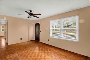 1203 Curtis St, Greensboro, NC 27406 - Photo 7